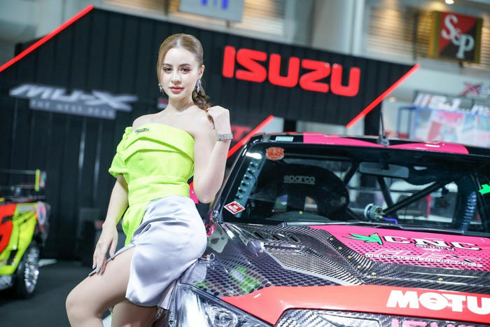 android, รถแต่งแน่นบูธ! อีซูซุอวด new! mu-x ในงาน bangkok auto salon 2024