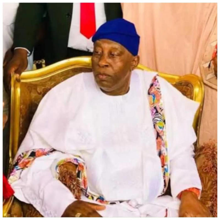 ‘you have no power to query me, chief imam not traditional title holder’ – ayilara tackles soun of ogbomoso