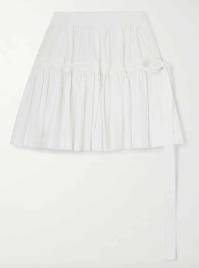 από τις boho στις tennis skirts: αυτές είναι οι λευκές φούστες για το καλοκαίρι