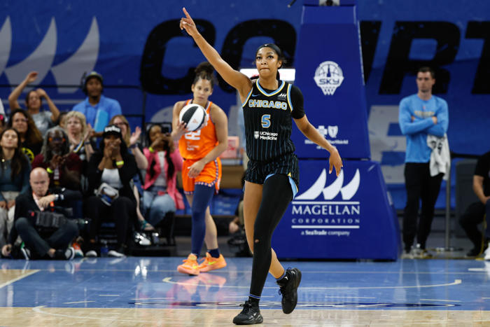 angel reese taunts caitlin clark's fans with bold gesture in wnba clash