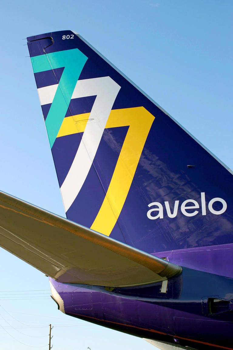 'New era': Avelo Airlines launches flights from Florida to Connecticut