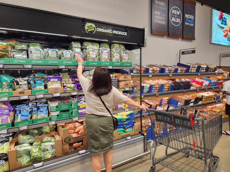 New ALDI opens in Bossier City