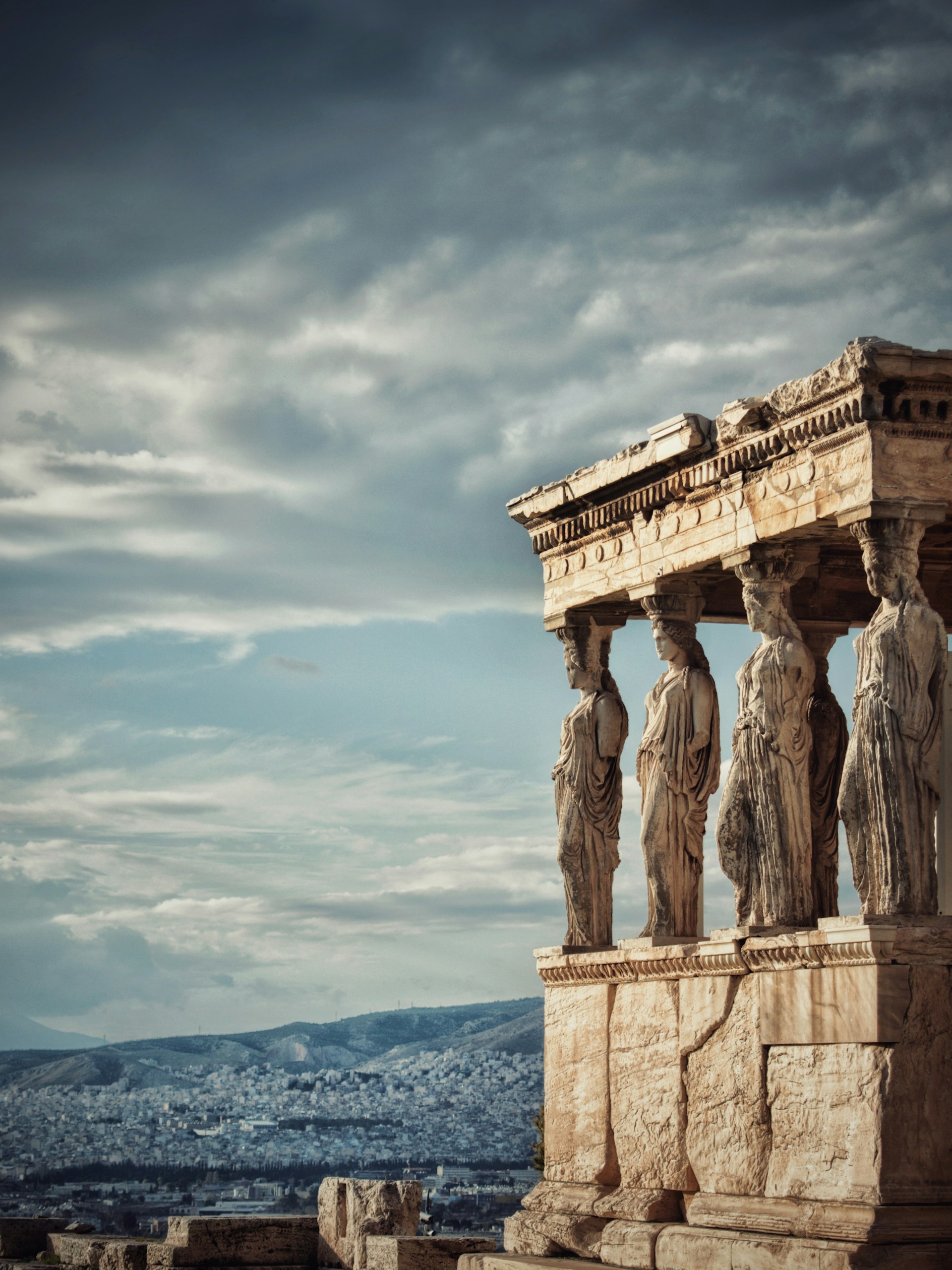 <p>Athens is home to many ancient structures like Acropolis and Parthenon that have fascinated history lovers worldwide. Tourists also come for the vibrant local markets, light food, and beautiful island views.</p>
