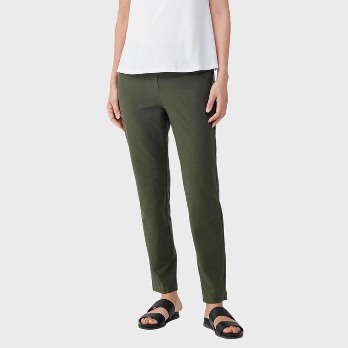 16 Must-Have Clothing Brands for Women in Their 40s and 50s 15 BB1oazKN