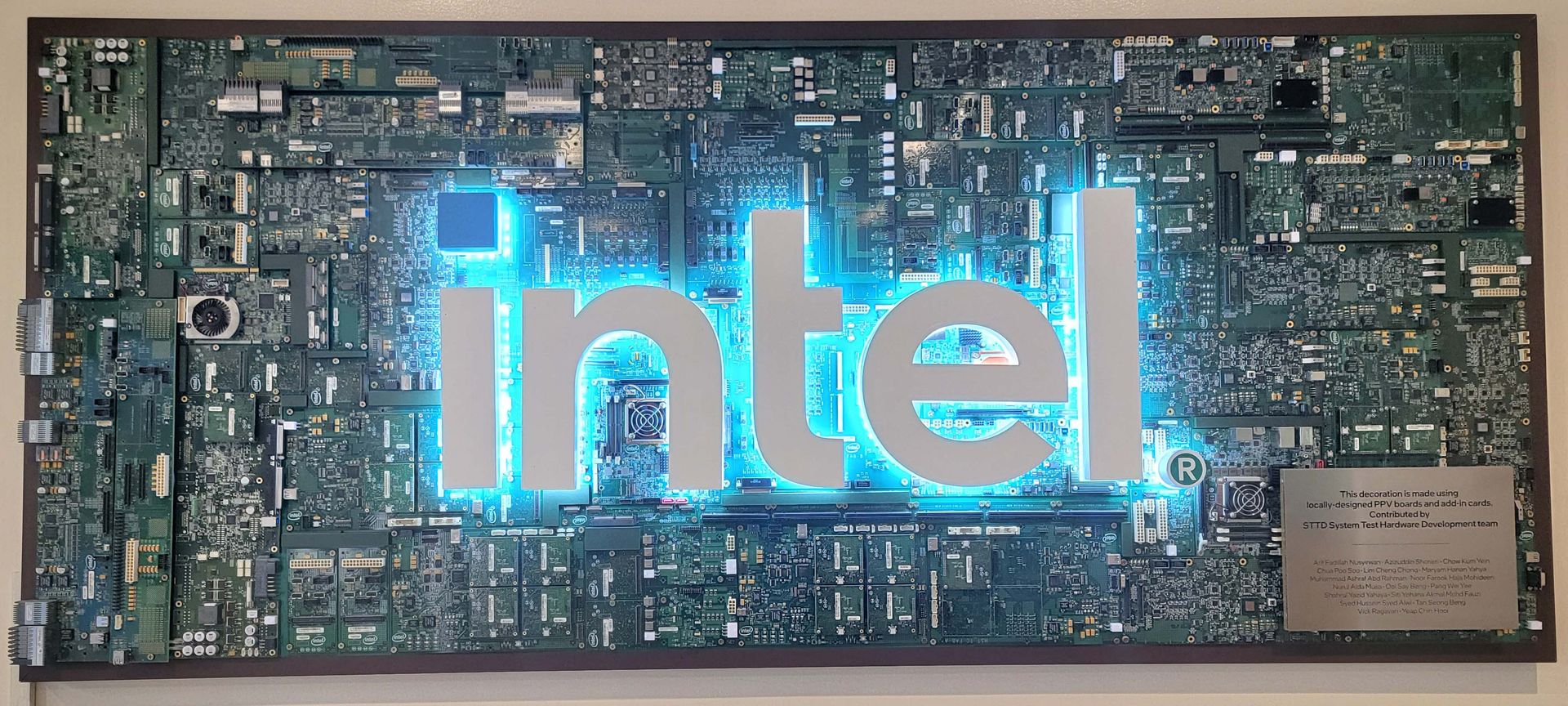 Intel Fires Back At AMD's AI Benchmarks, Shares Results Claiming ...