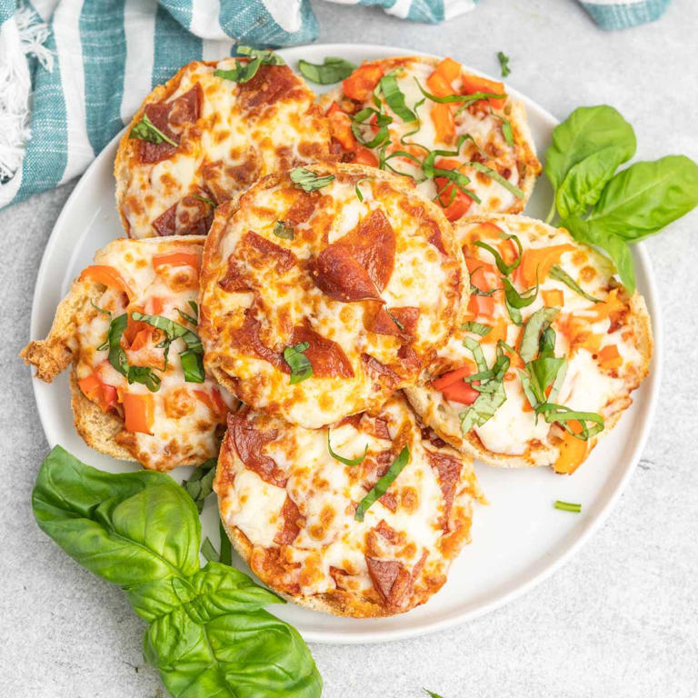 Air Fryer English Muffin Pizzas