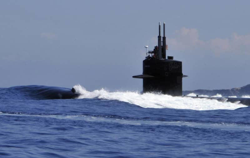 us sends submarine to cuba after russian ships sail to island