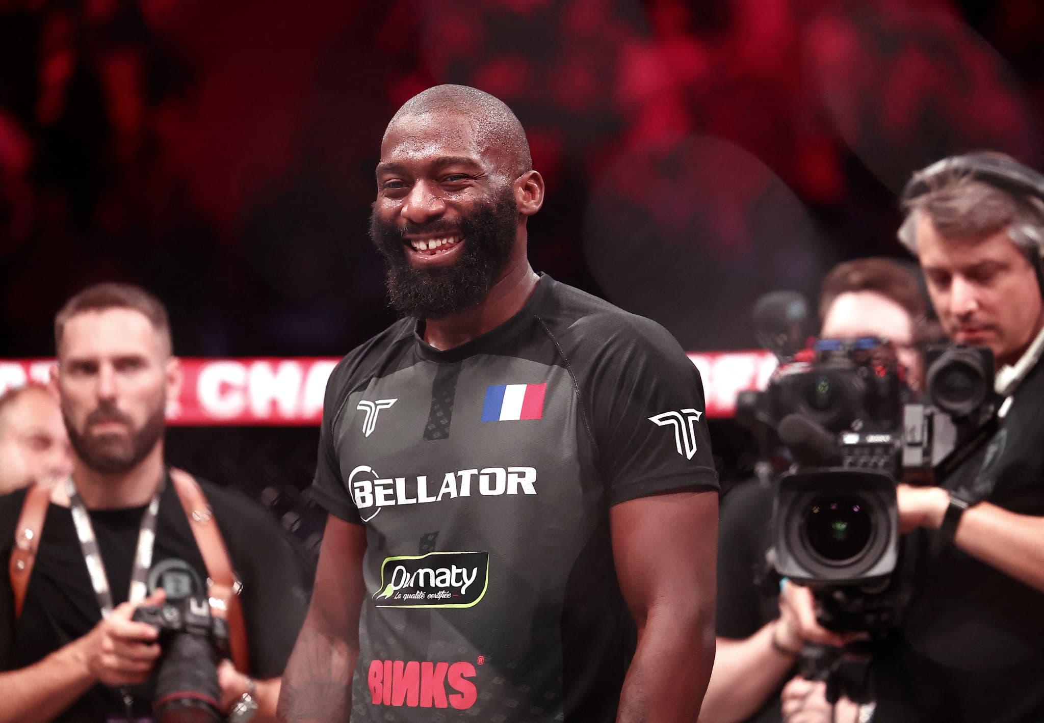 MMA : « Les ligaments sont rompus », Cédric Doumbè ne combattra pas ...