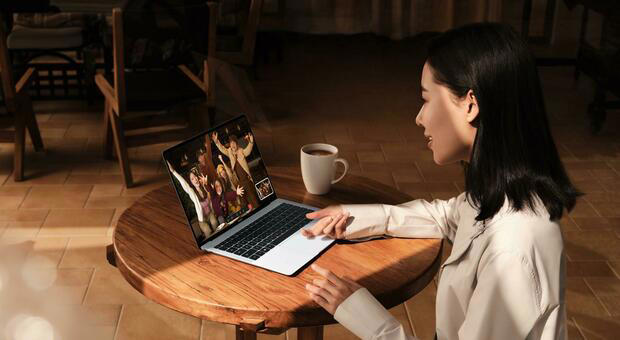 huawei matebook x pro, il nuovo laptop ultraleggero: processore intel core ultra 9 per massima produttività