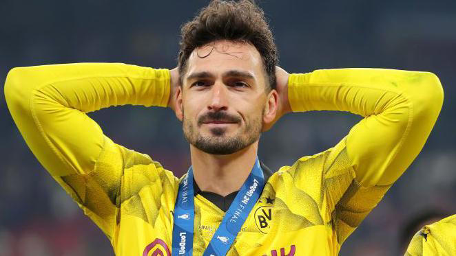 hummels leaves dortmund after 13 years and 508 games
