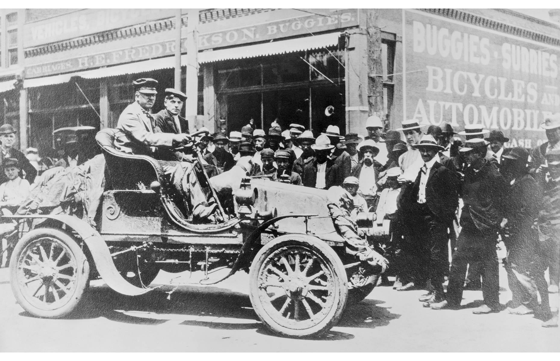 Vintage Victorian images reveal the early days of tourism