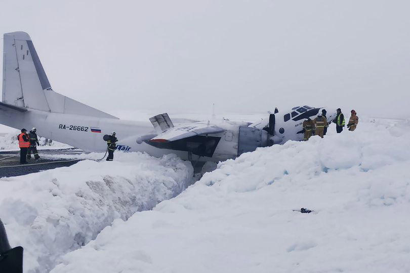 miracle survival for 41 on stricken plane that broke in two during arctic crash landing