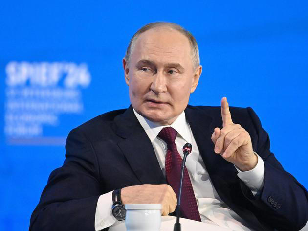 neue sanktionen drücken auf russlands wirtschaft – kommt es zum crash?
