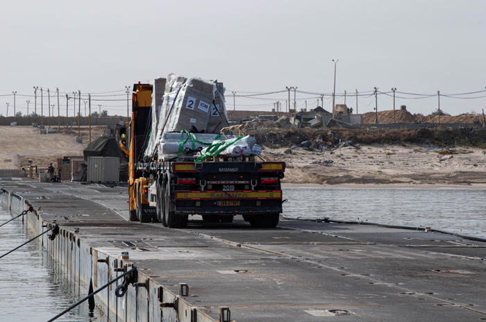 u.s. to sideline gaza pier and suspend aid deliveries again