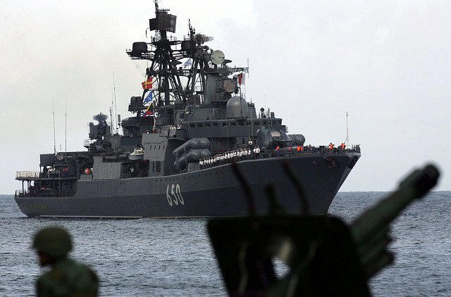 ruské válečné lodě zakotvily u kuby: co vše se ví, jaký je důvod, co na to usa