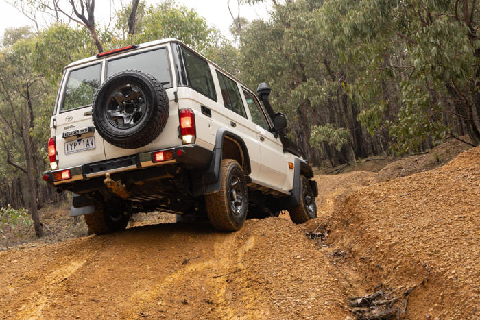 2024 toyota landcruiser 70 series v8 off-road review