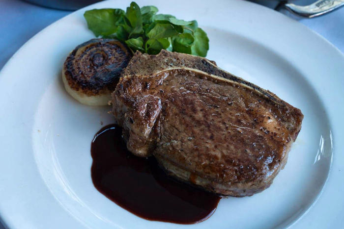 steak zum zmorge: nati-gegner ernährt sich fast nur von fleisch