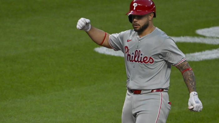 delayed the finale: phillies 5 orioles 3
