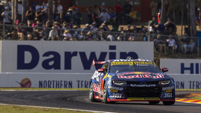 feeney tightens supercars title chase with darwin win