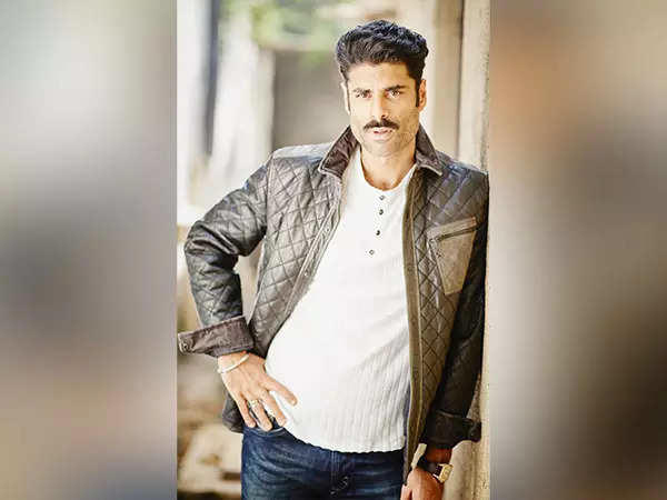 sikandar kher excited to do a comedy film