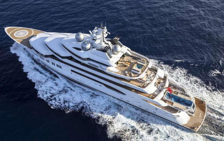 Photo: Russian oligarch's yacht Amadea (ruyachts.com)