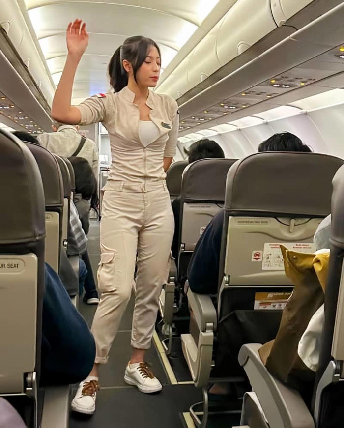 インドネシアの客室乗務員の制服に中国で絶賛＝「カッコ良すぎ（涙）」「制服はこうあるべき」