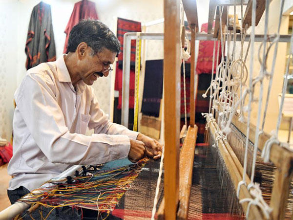 indian textile exports surge by 9.59 pc in may despite global economic challenges