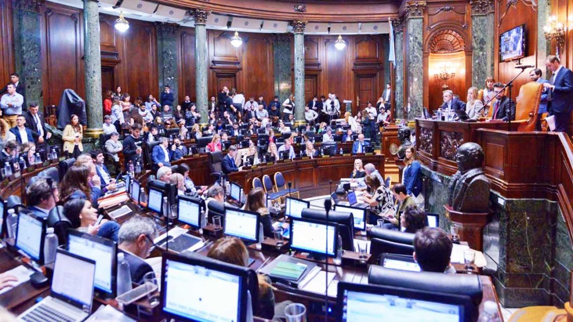 Con Críticas De La Oposición, La Legislatura Porteña Aprobó La Ley De ...