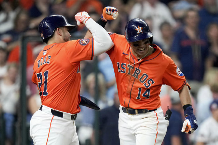 brown throws 7 scoreless innings, dubón homers and astros beat tigers 4-0