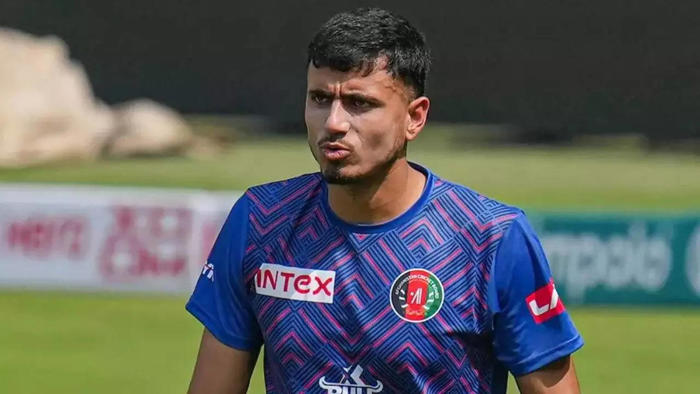 mujeeb ur rahman ruled out of t20 world cup 2024; afghanistan name replacement