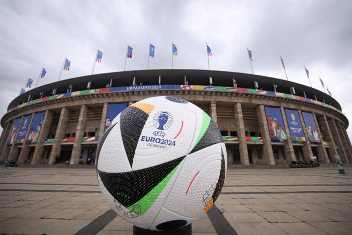 programación eurocopa 2024, hoy 15 de junio: ¿qué partidos se juegan y quién transmite en chile?