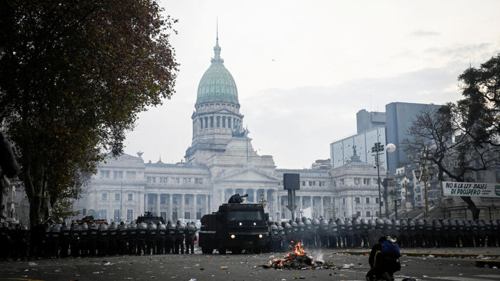argentine: des manifestants anti-milei accusés de terrorisme et de sédition