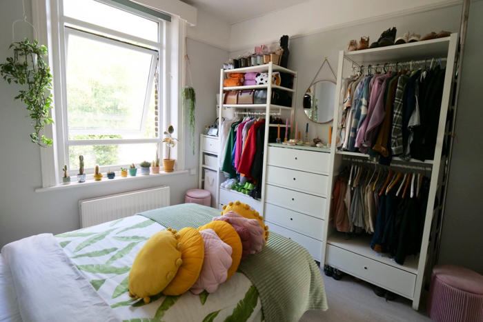 what i rent: i turned my compact £1,150pcm london flat into a colourful dopamine dream
