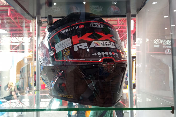 helm baru kyt untuk balap dijual di prj kemayoran mulai rp 7 jutaan ada bonus