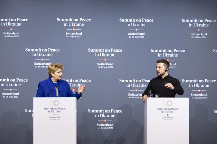 zelenski abre su cumbre de paz apelando a la multilateralidad para poner fin a la guerra