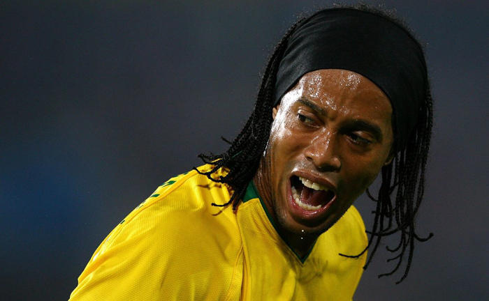 ronaldinho le da la espalda a brasil: 