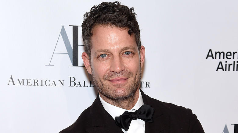 the controversial bedding color nate berkus swears by for a fresh & clean space