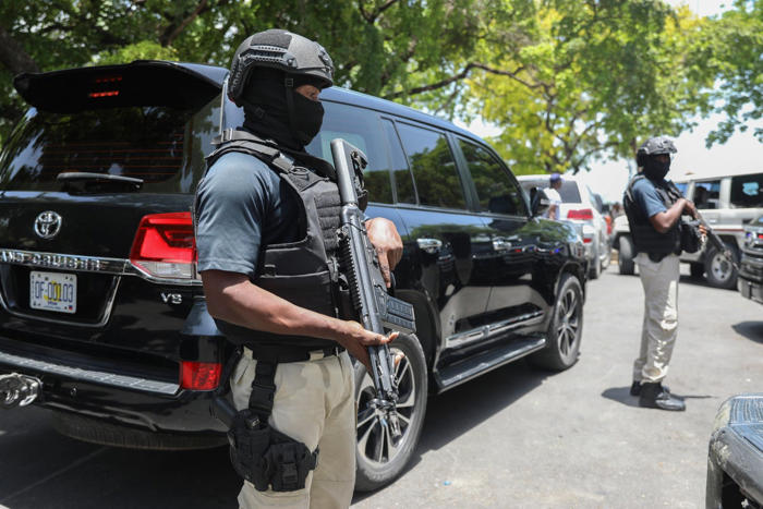 destituyen al jefe de la policía de haití tras críticas por no proteger a agentes de las pandillas