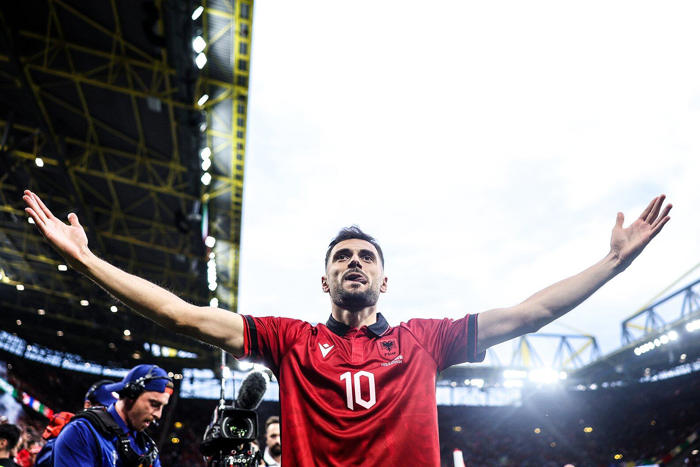 ¡nuevo record! albania anota el gol más rápido en la historia de la eurocopa ante italia