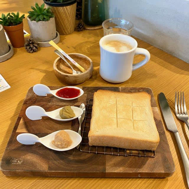 モーニングセットが必食！「大阪」の美味しい朝カフェ3選