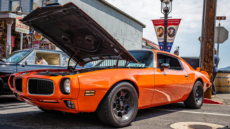 5 facts about the 1971 pontiac firebird probably only hardcore car fans know