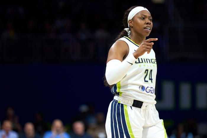 arike ogunbowale explains why she removed herself from team usa's olympics selection