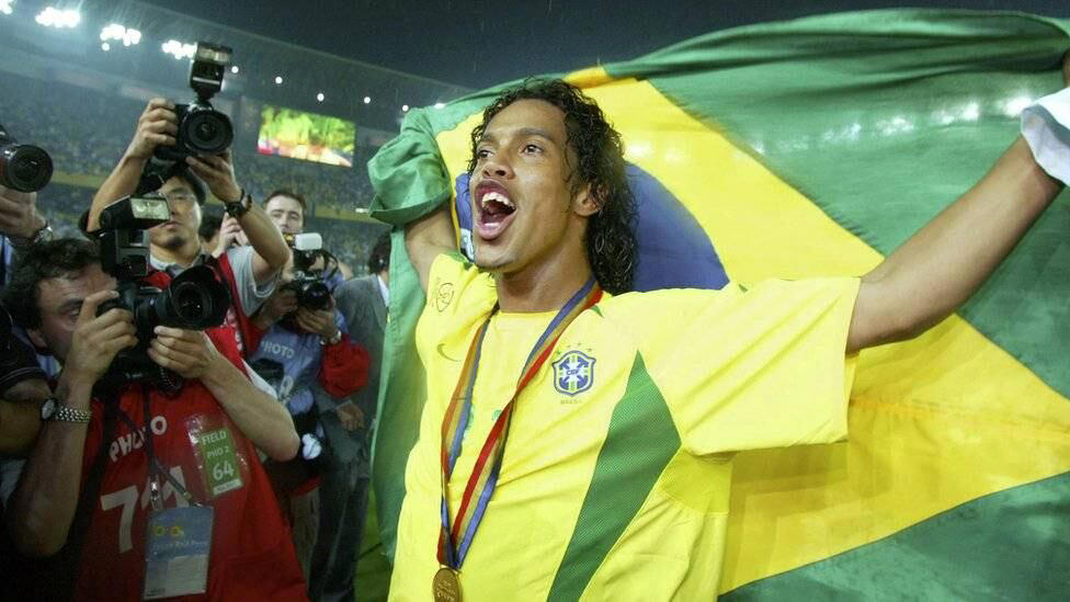 ronaldinho arremete contra la selección de brasil: “son una vergüenza, no hay líderes”