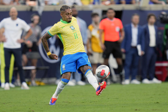 raphinha se burla de kylian mbappé: “perdió el mundial contra un equipo de sudamérica”
