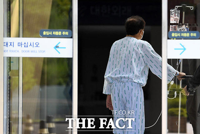 '무기한 휴진' 돌입하는 서울대병원 [tf사진관]
