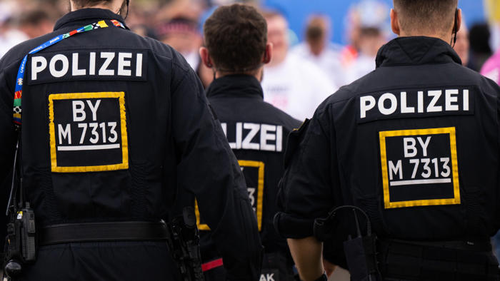 bild: 23-åring skjuten i berlin – förd till sjukhus