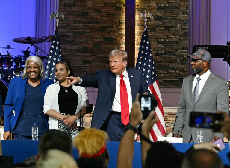 trump courts black voters in michigan church event