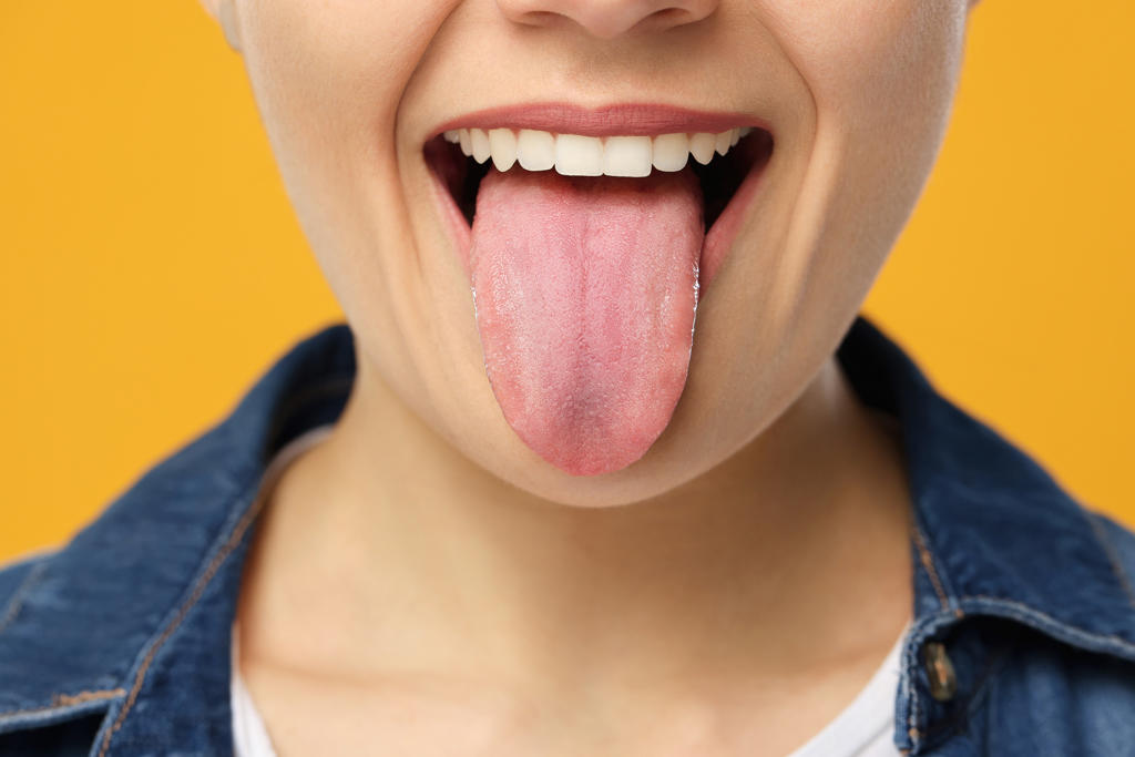 舌頭變這樣別喝咖啡！美中醫警告健康風險