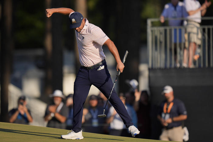 dechambeau a one-man show at pinehurst no. 2 and leads us open by 3