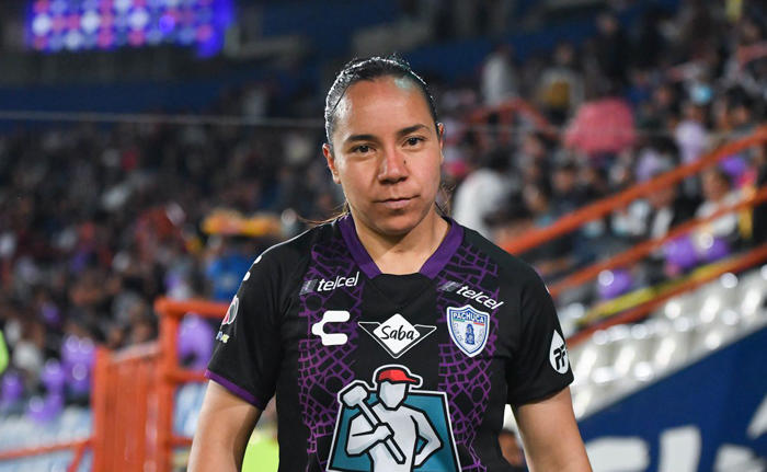 liga mx femenil: charlyn corral es reconocida como la máxima goleadora del año futbolístico